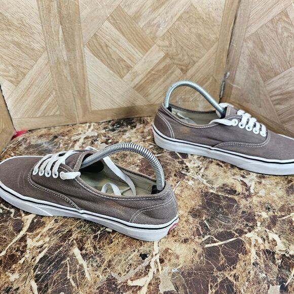 Vans women's Off The Wall skateboard low gray shoe size 8.5. 444 - Picture 2 of 10
